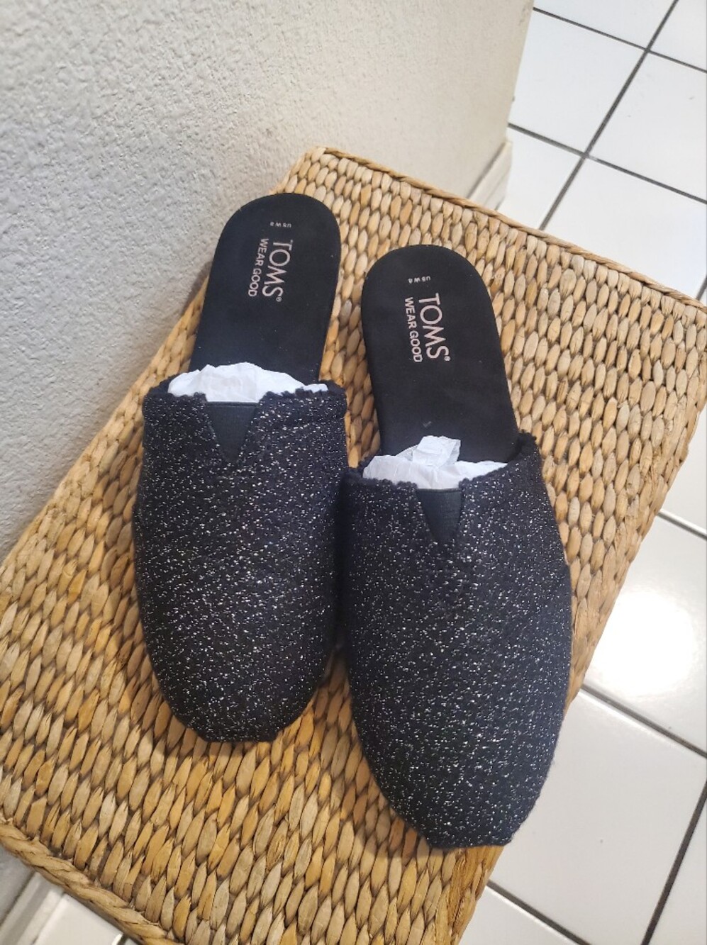 New Toms Size 8